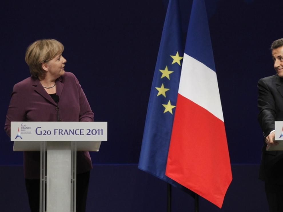 Merkel y Sarkozy tras la reunión