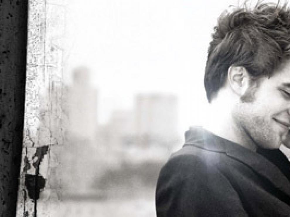 Cartel de la película protagonizada por Robertt Pattinson y Emelie de Ravin