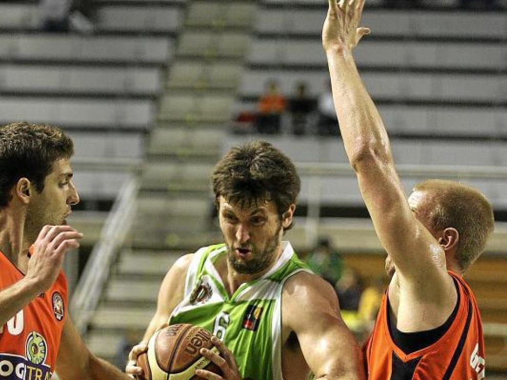 Montañana tuvo que batirse en duelo constante con los hombres fuertes de Mallorca.
