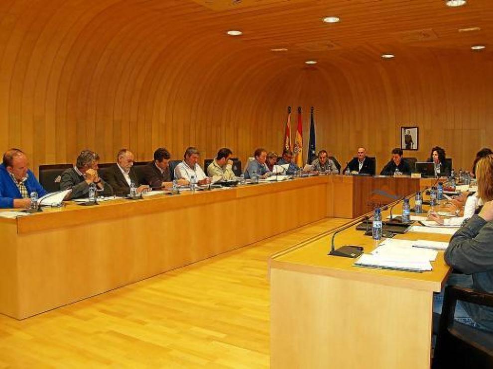 Pleno comarcal celebrado el jueves, en el que el PP destapó la polémica por las pagas.