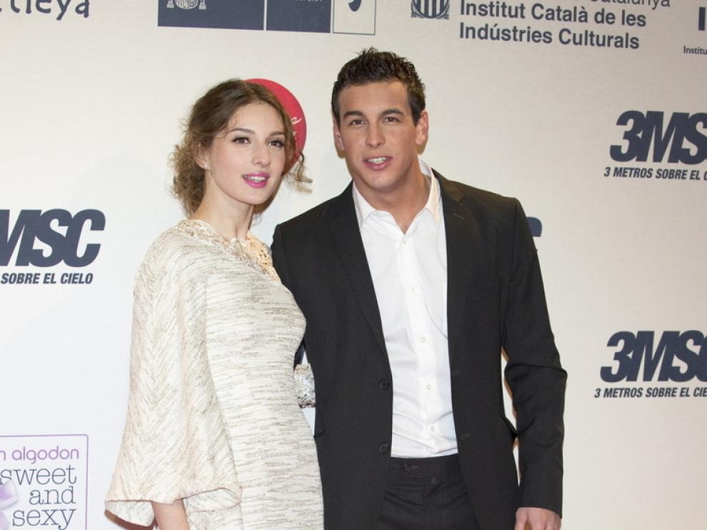 La pareja protagonista en "Tres metros sobre el cielo" ahora lo es en la realidad.