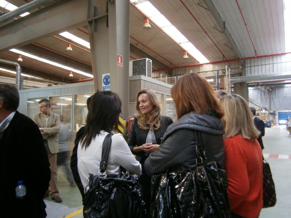 Visita de Pilar Alegría a la empresa Yudigar de Cariñena
