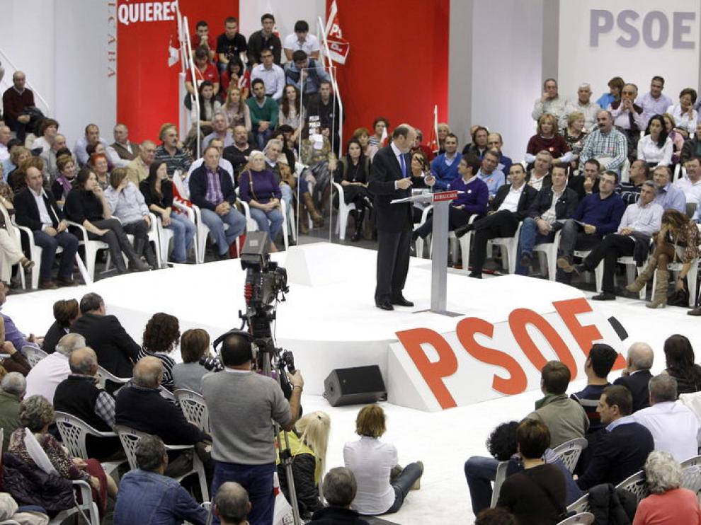El candidato del PSOE a presidente del Gobierno de España, Alfredo Pérez Rubalcaba