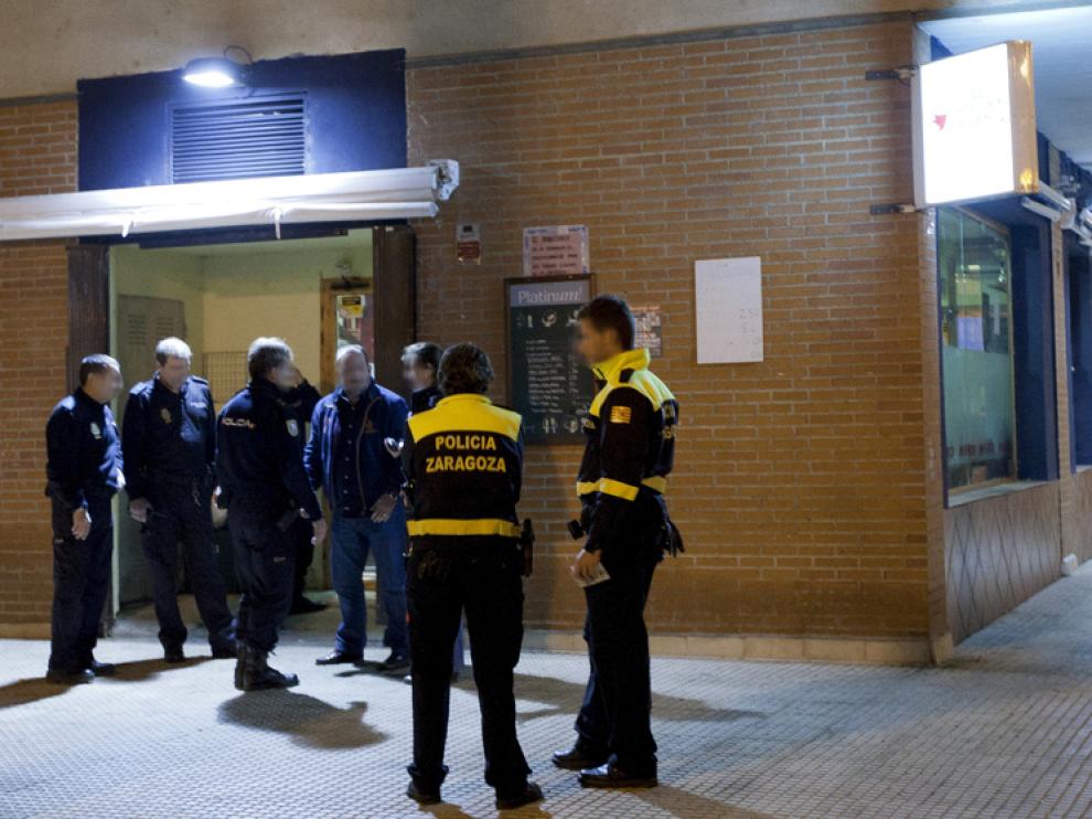 Lugar del tiroteo, momentos después del suceso