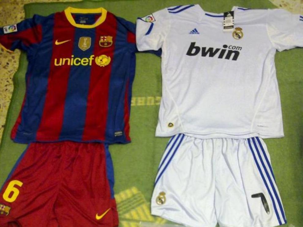 Las camisetas halladas por la Guardia Civil