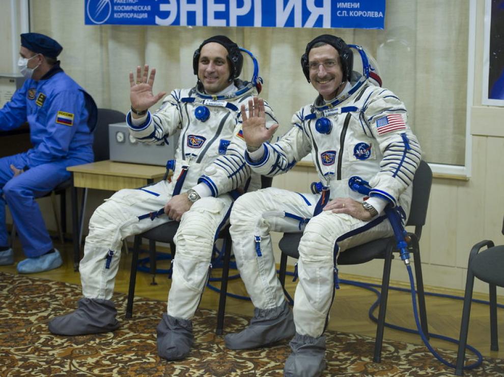 Dos astronautas de la NASA en una imagen de archivo