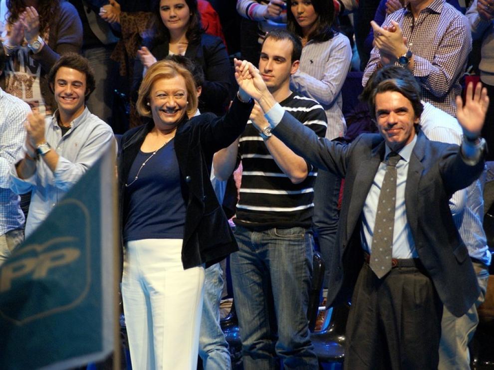 Luisa Fernanda Rudi junto a José María Aznar