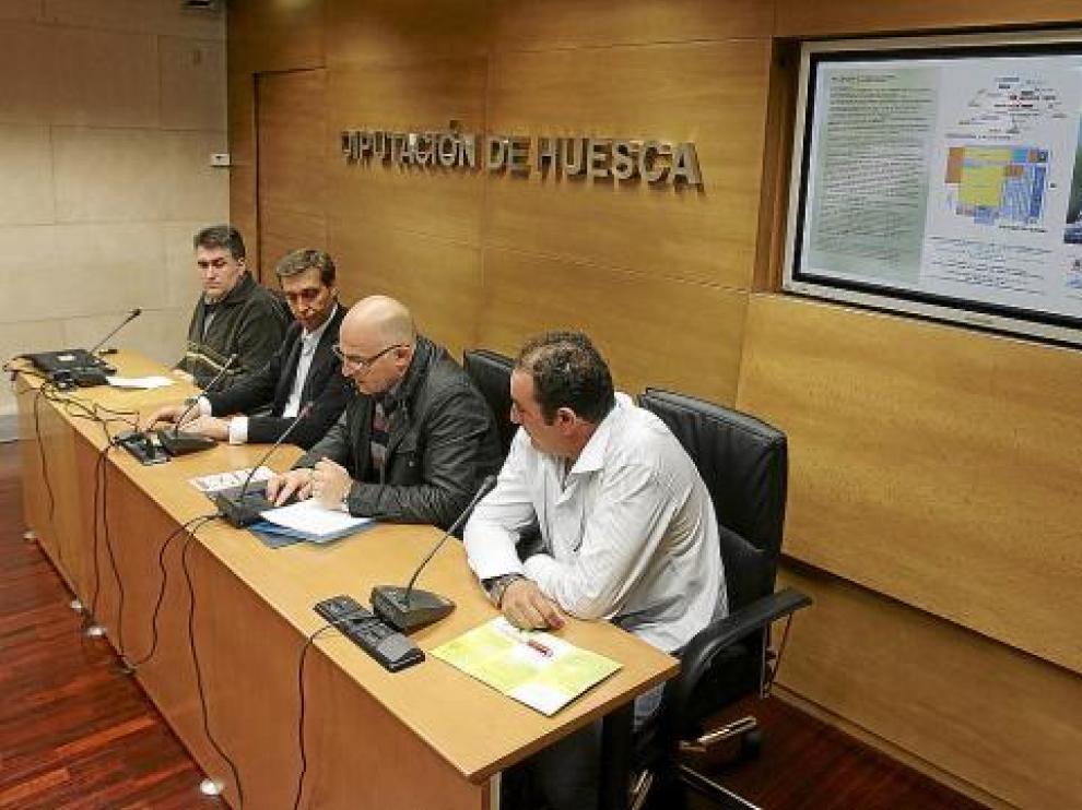 José Ramón Cajal, Javier Betorz, Francisco Villellas y José Ramón Cajal en la presentación.