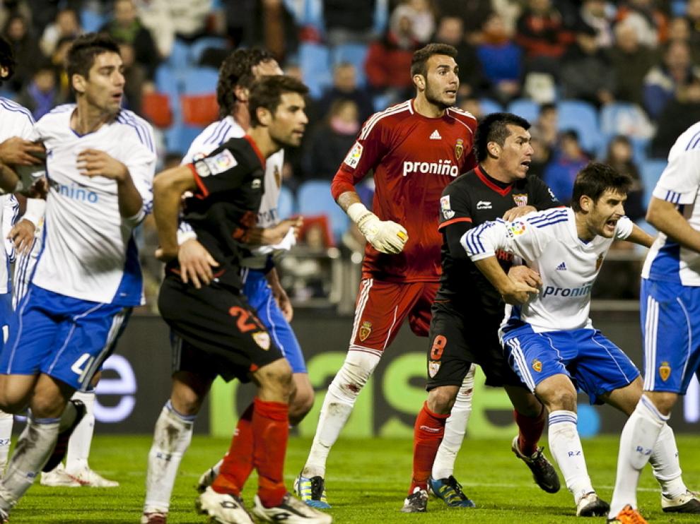 El Sevilla se impuso ante el Real Zaragoza.