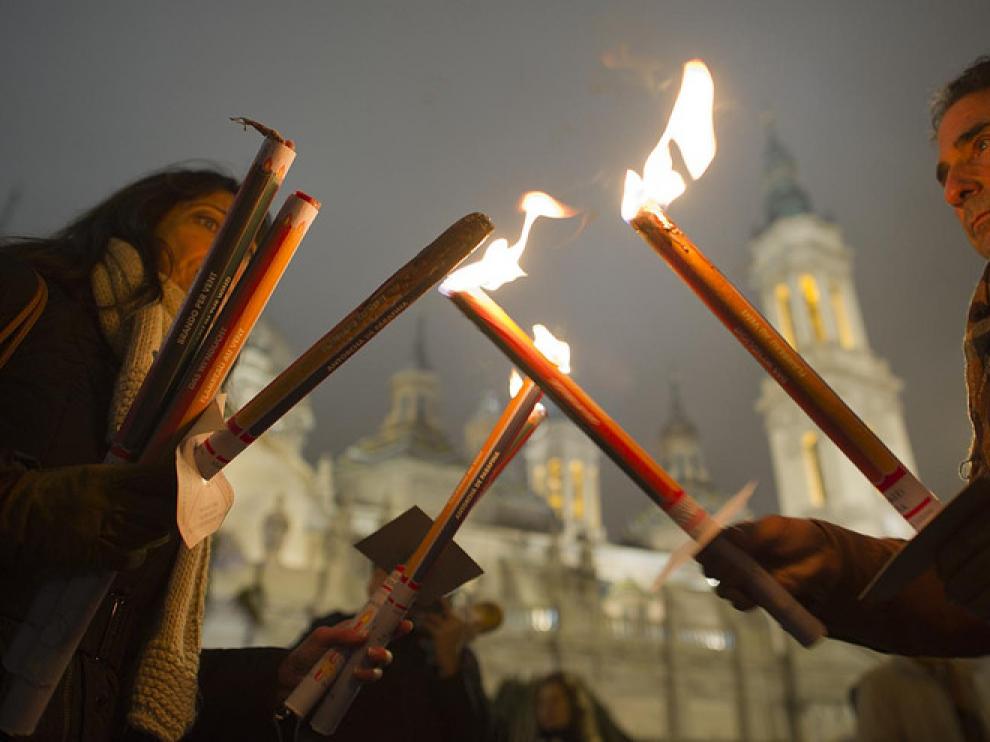 Antorchas para recibir a la Navidad