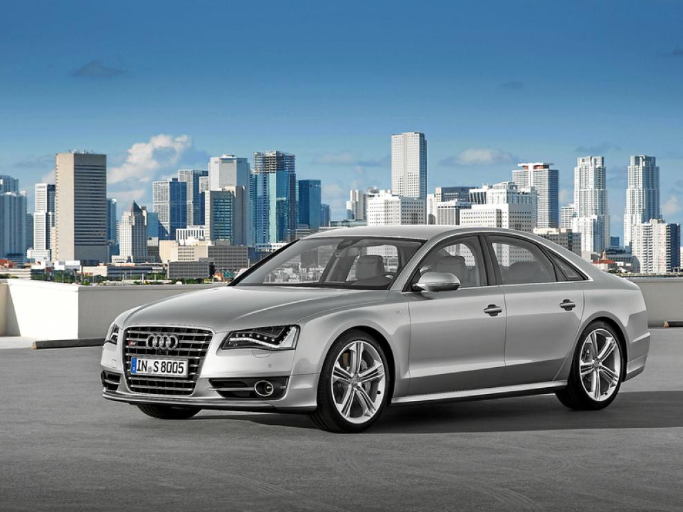 Audi S8