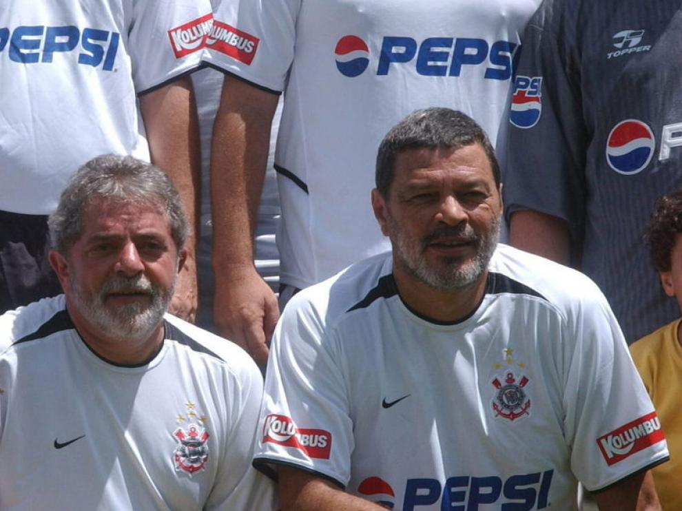 Sócrates junto a Lula Da Silva