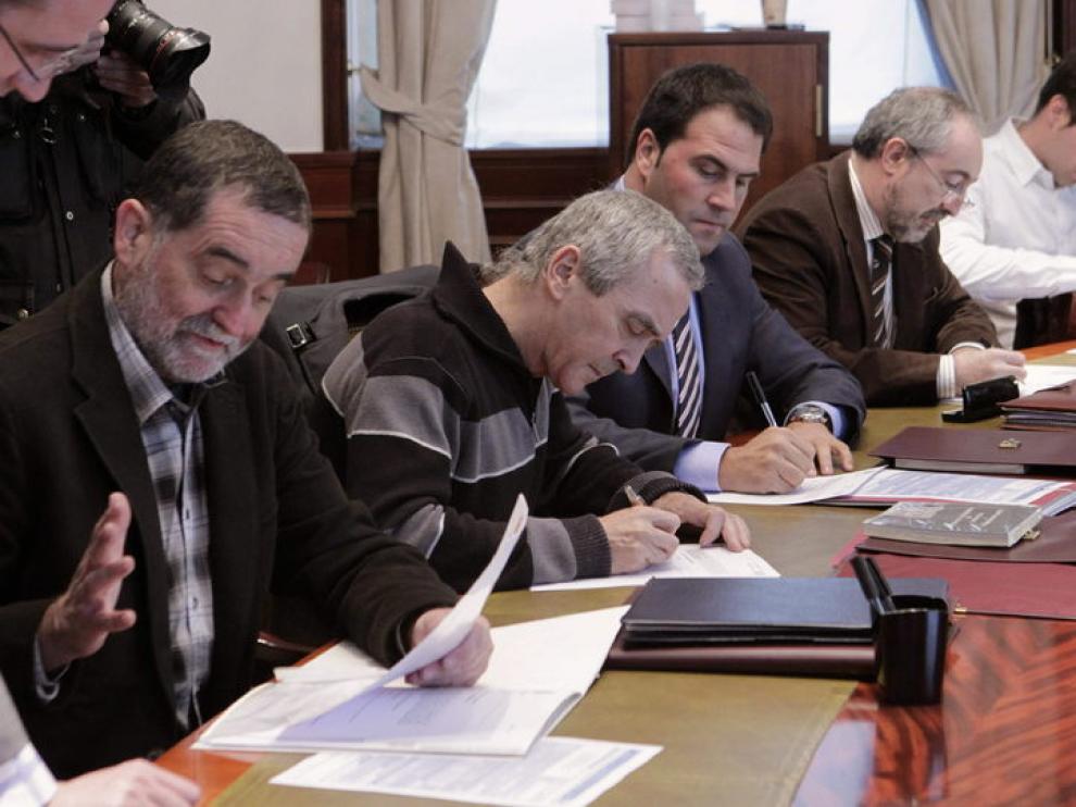 Los diputados de Amaiur recogen su acta