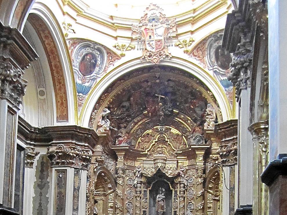 Las restauradoras dan los últimos retoques