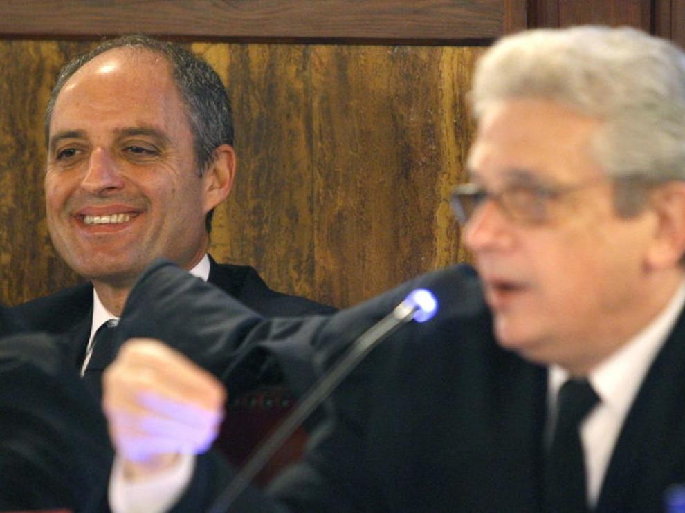 Camps, junto a su abogado, Javier Boix