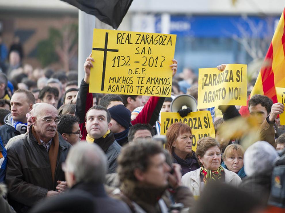 Manifestación contra Agapito
