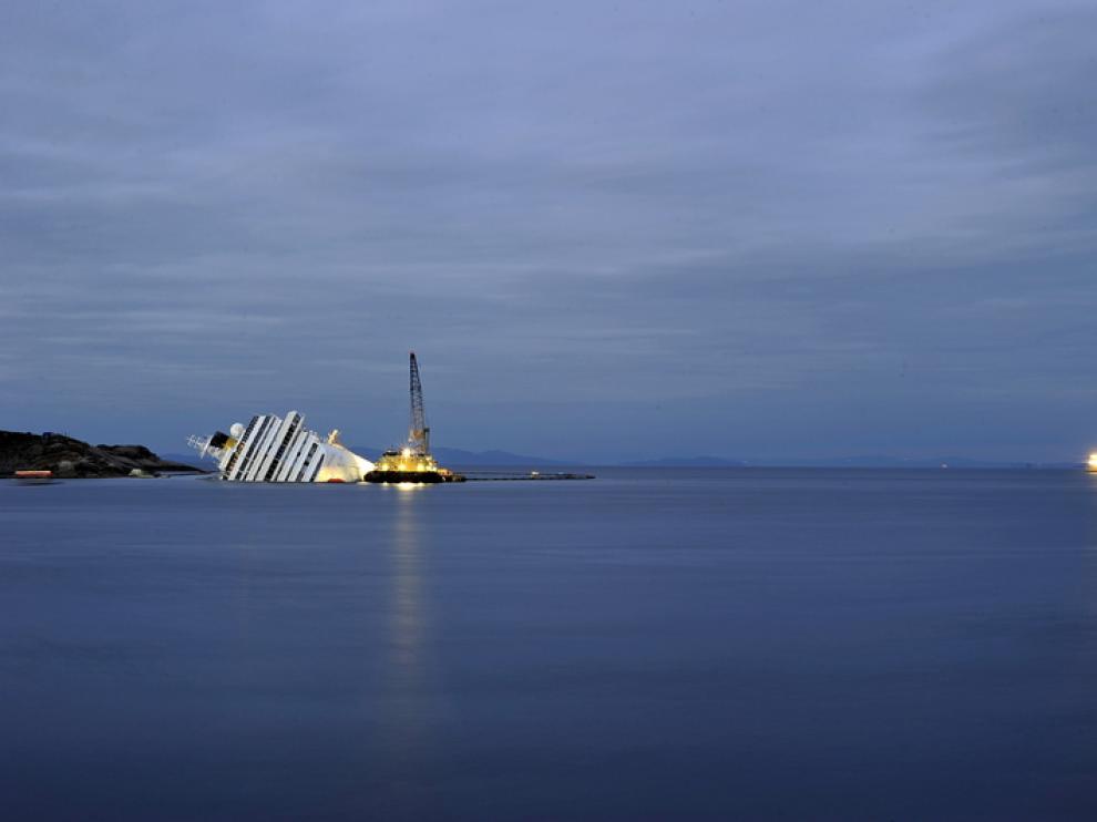 El crucero hundido esta noche