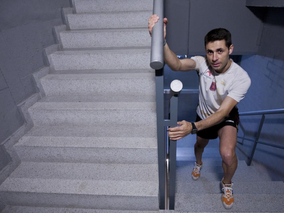 David Robles entrenando en el World Trade Center de Zaragoza