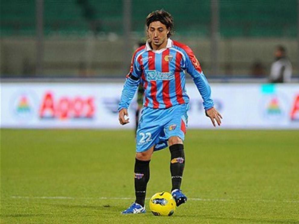 Pablo álvarez en un partido con el Catania