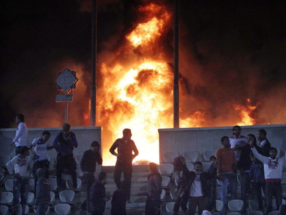 Disturbios en el estadio de El Cairo
