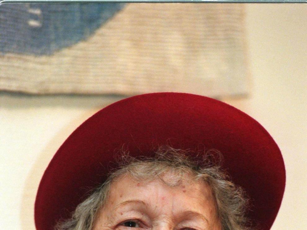 Wislawa Szymborska, Premio Nobel de Literatura, ha fallecido a los 88 años.
