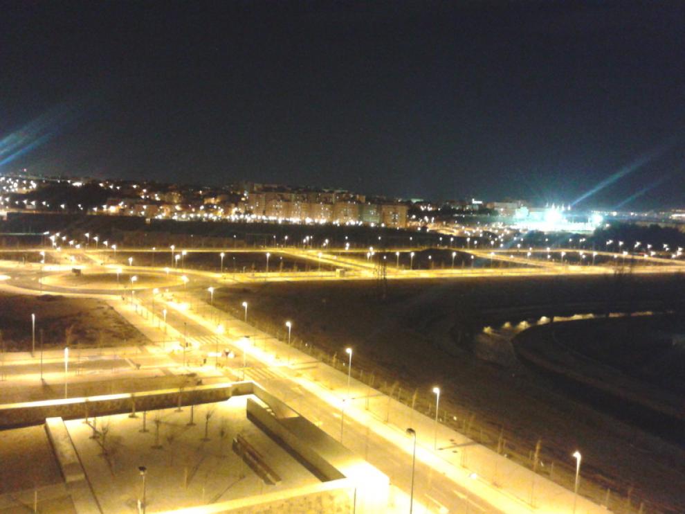 Iluminación pública en Parque Venecia