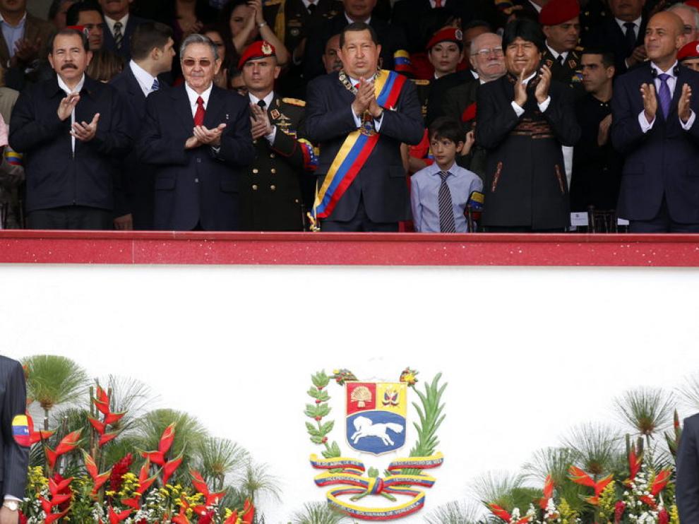 Chávez, en el centro de la tribuna de autoridades