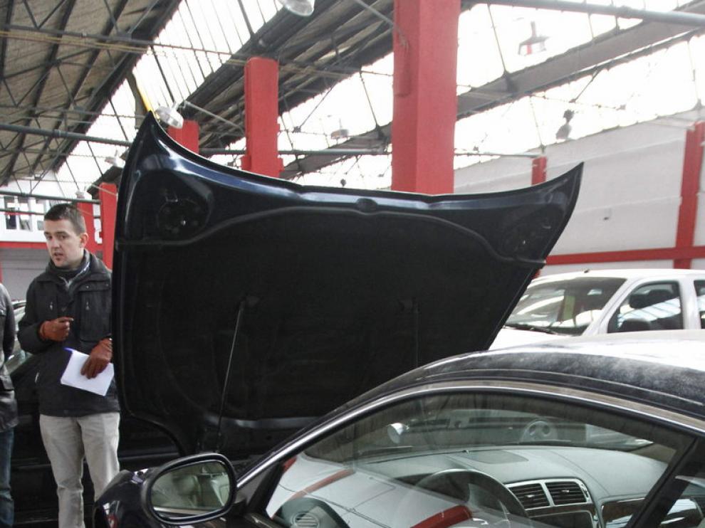 Otro coches sufrieron daños