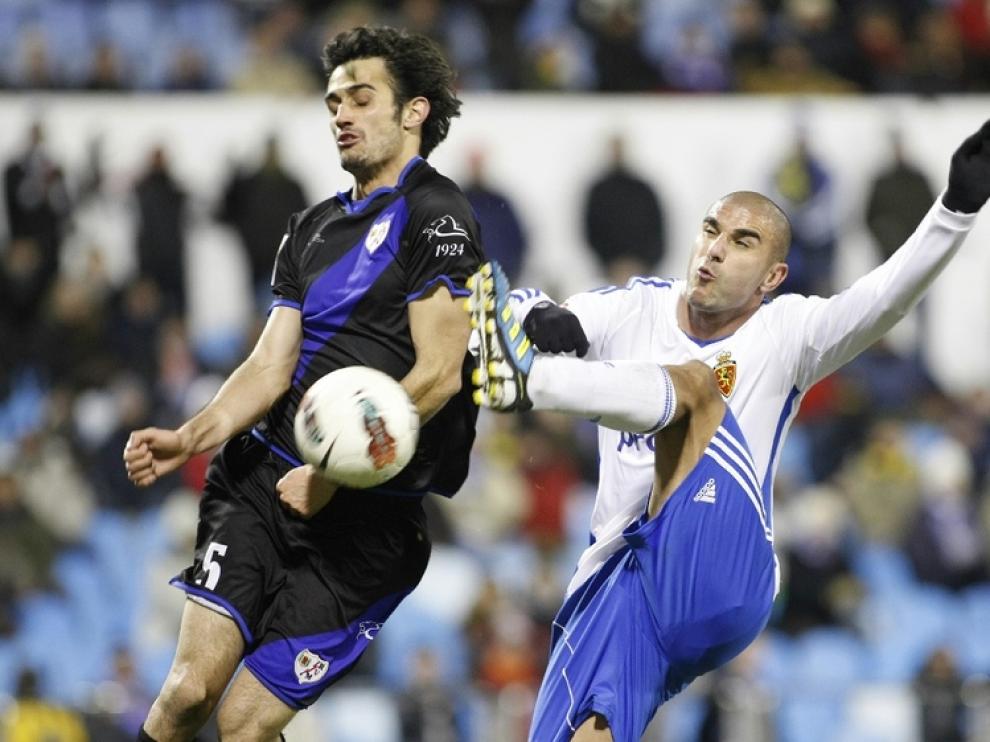 Imágenes del encuentro del Real Zaragoza y el Rayo Vallecano en La Romareda