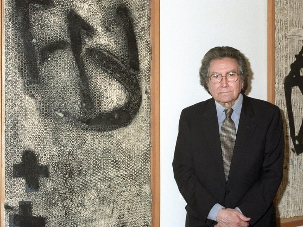 Foto de archivo del artista Antoni Tápies.