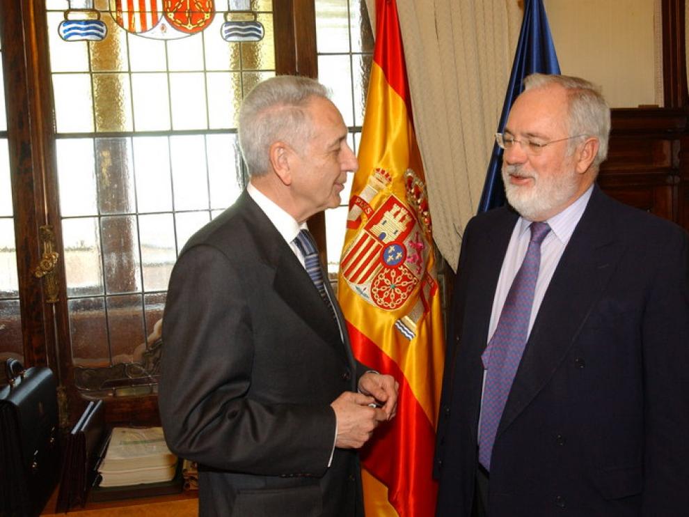 Modesto Lobón y Miguel Arias Cañete, este martes en el Ministerio de Agricultura