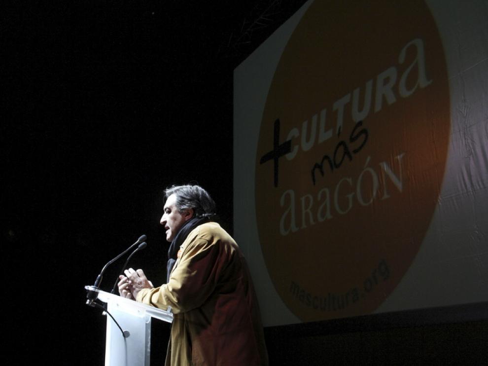 El escritor José Luis Corral