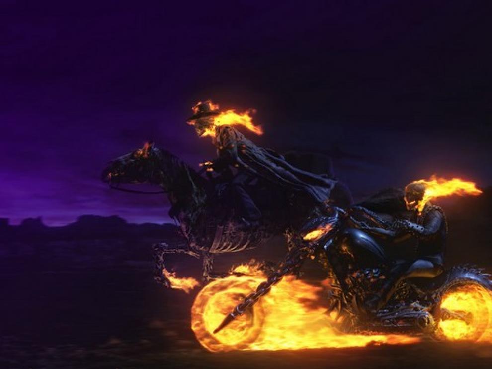 Estreno de la película 'El motorista fantama' en los cines de Zaragoza