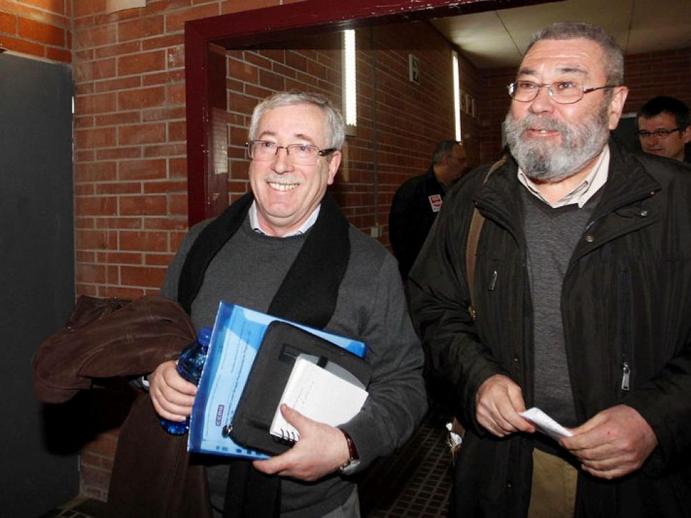 Toxo (i), junto a Cándido Méndez