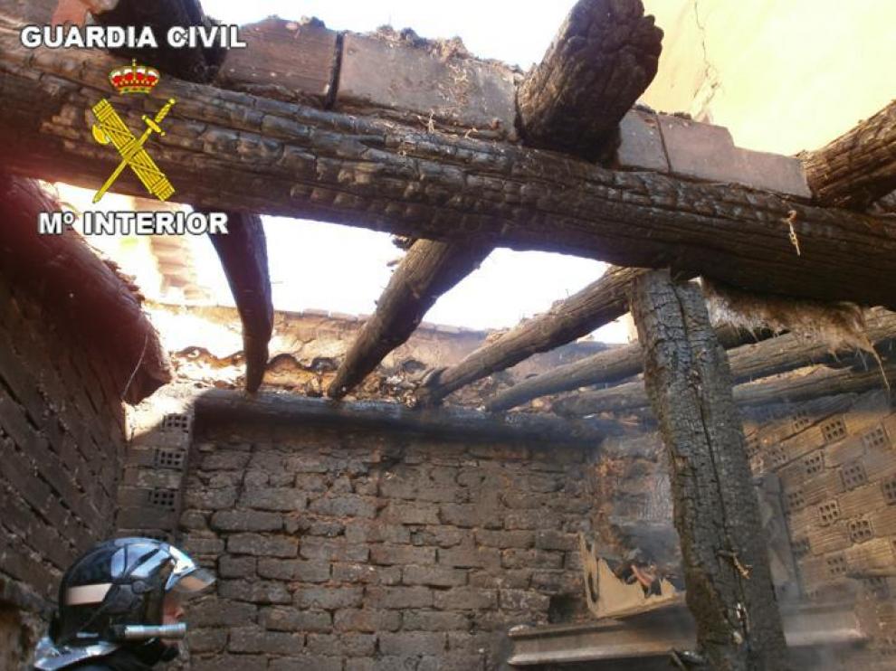 Estado en que quedó la casa incendiada