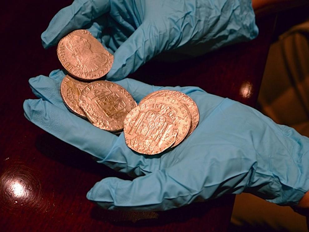 Monedas recuperadas de la fragata Nuestra Señora de las Mercedes