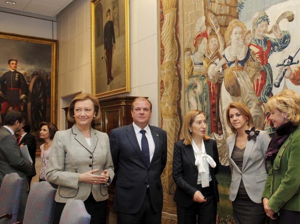 La ministra Ana Pastor se ha reunido con los presidentes autonómicos afectados por la TCP