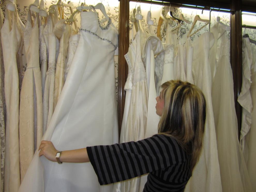 Cada vez menos novias van a la 'caza' de un vestido