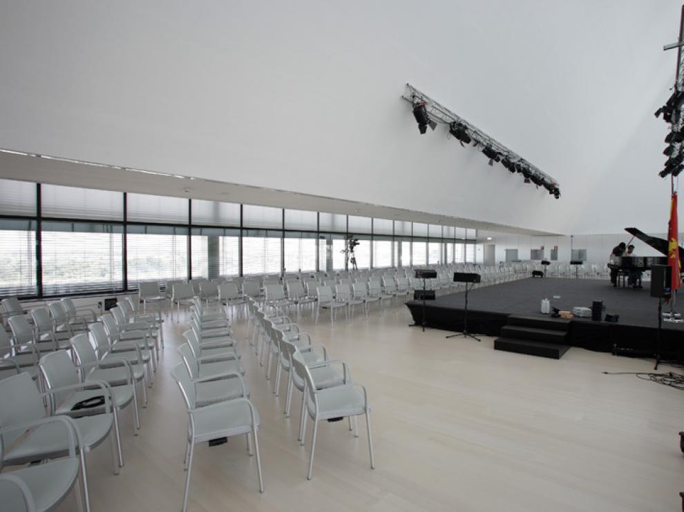 Interior del Palacio de Congresos de la Expo