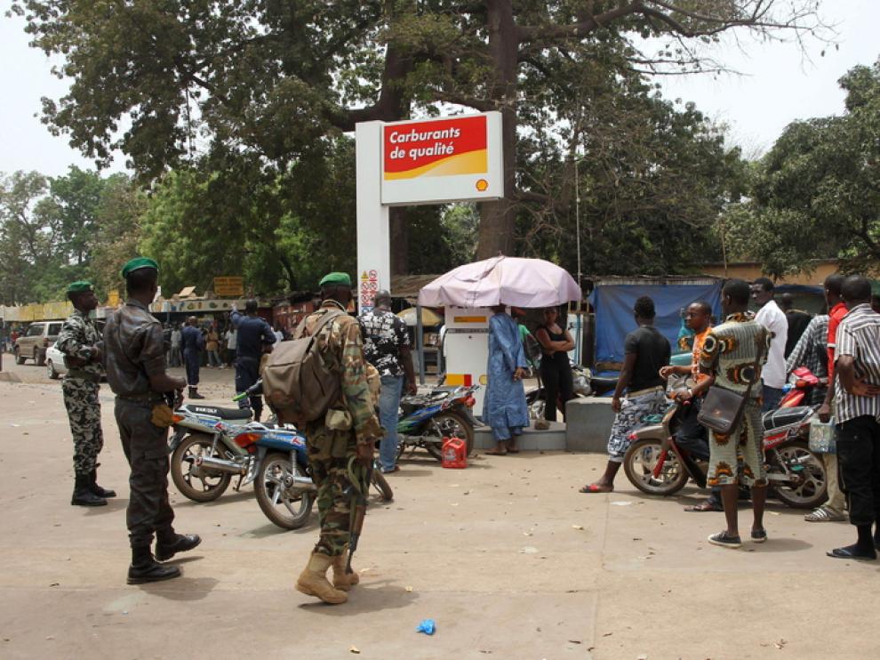 Soldados en Bamako