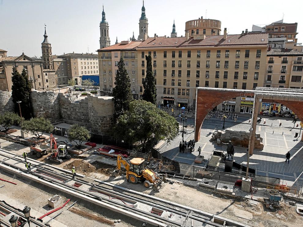 Imagen de las murallas junto al Mercado Central.