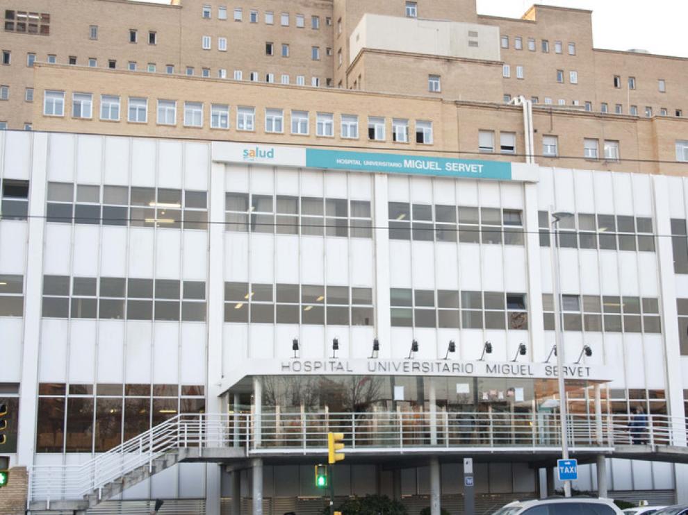 Fachada del Hospital Miguel Servet de Zaragoza