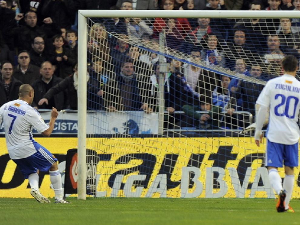 El Zaragoza falló un penalti