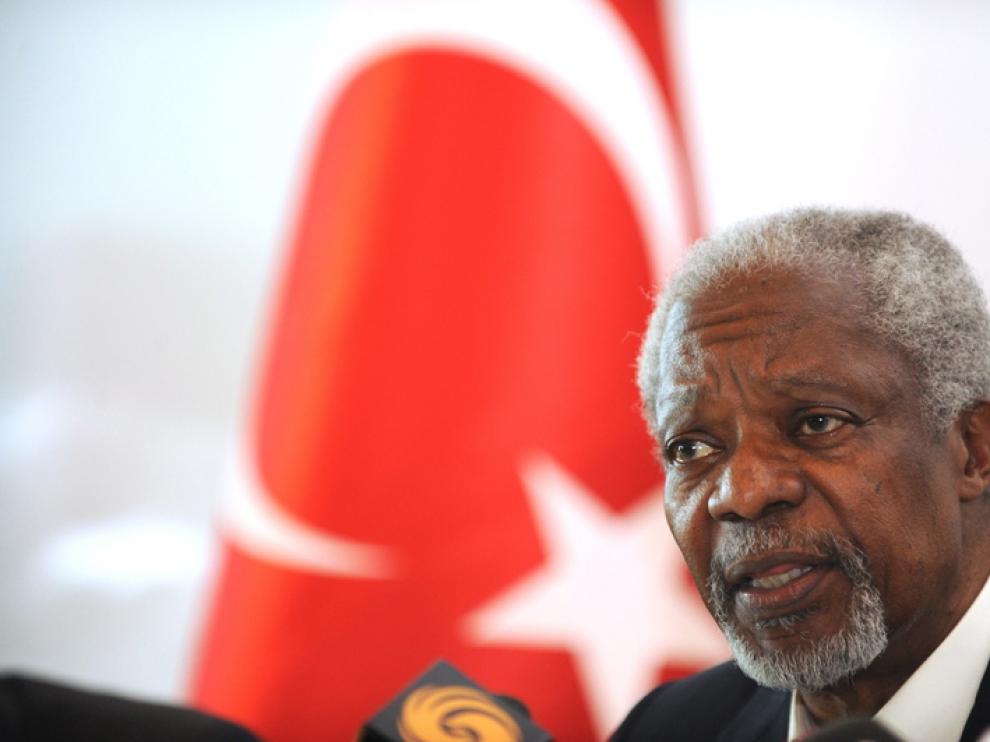 Annan defiende su plan pese a la violencia y los intereses internacionales