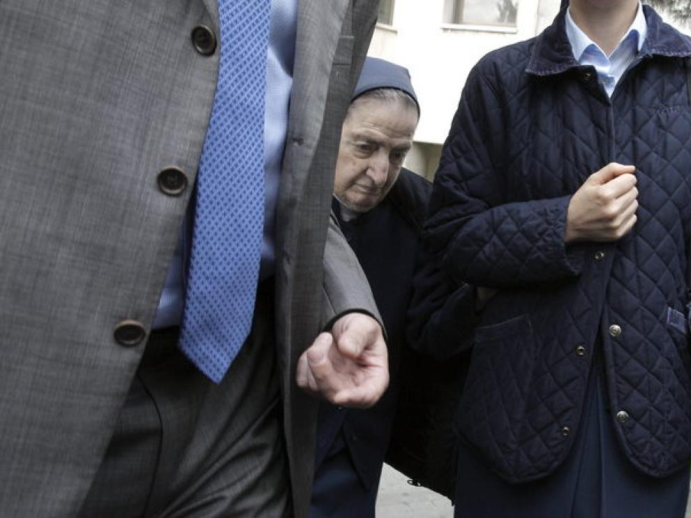 Sor María a su llegada a los juzgados