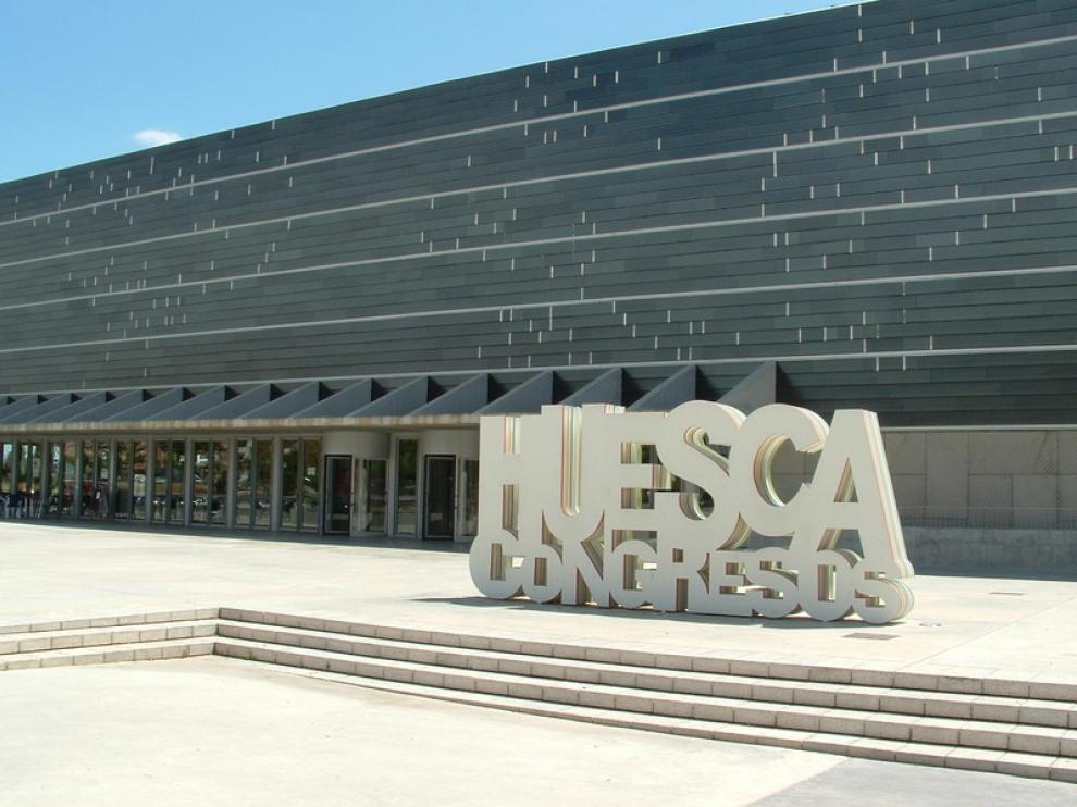 El exterior del Palacio de Congresos de Huesca.