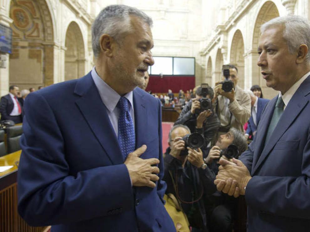 Griñan y Arenas antes de la sesión