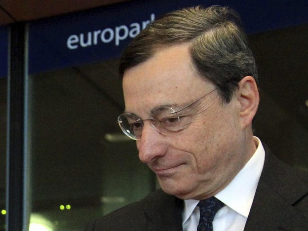 Draghi en su llegada al Parlamento Europeo
