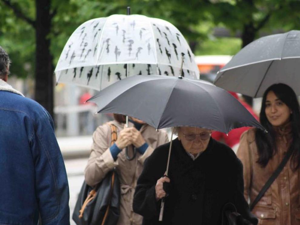 Riesgo de lluvias fuertes en el norte y este de Aragón