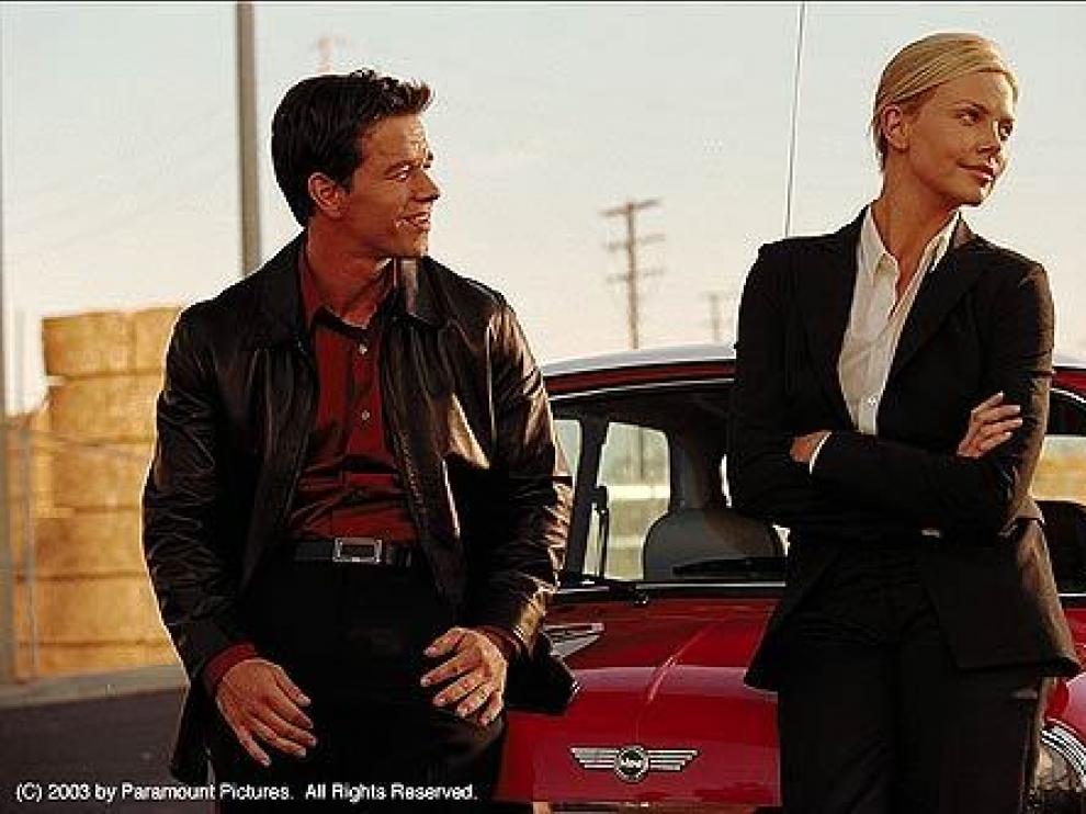 Mark Wahlberg y Charlize Theron en 'The Italian Job'